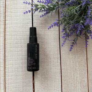 Mary Kay Setting Spray